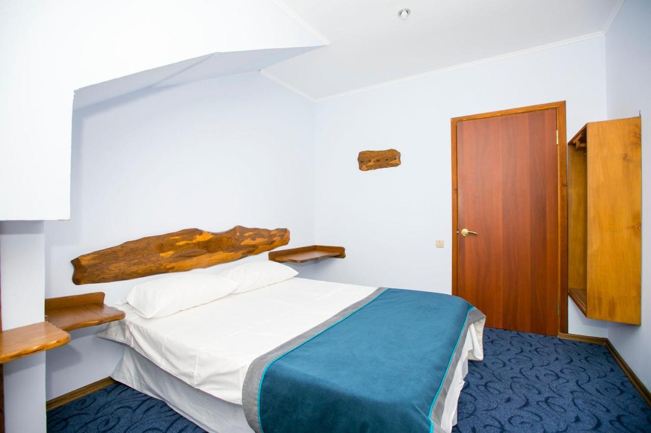 Guest House Lavr Gagra Exterior photo