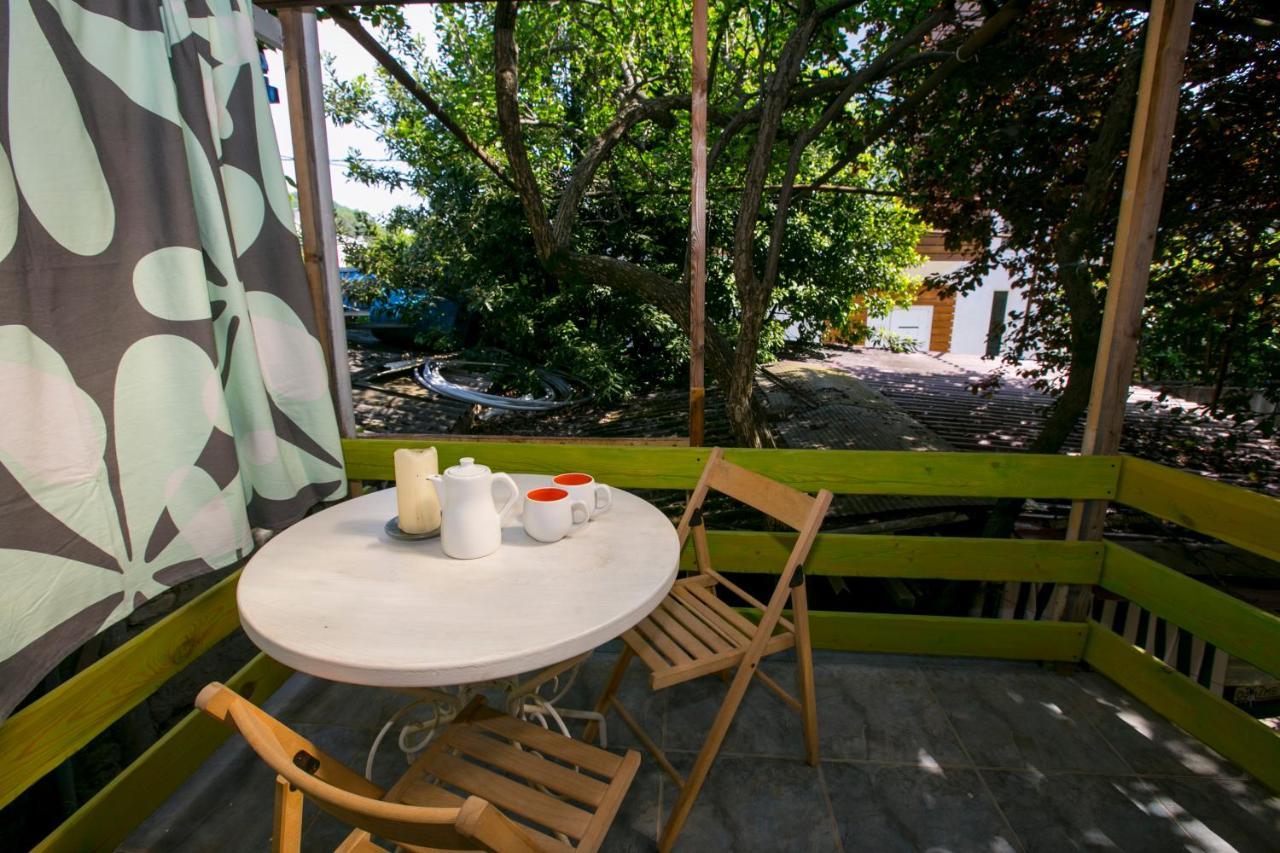 Guest House Lavr Gagra Exterior photo